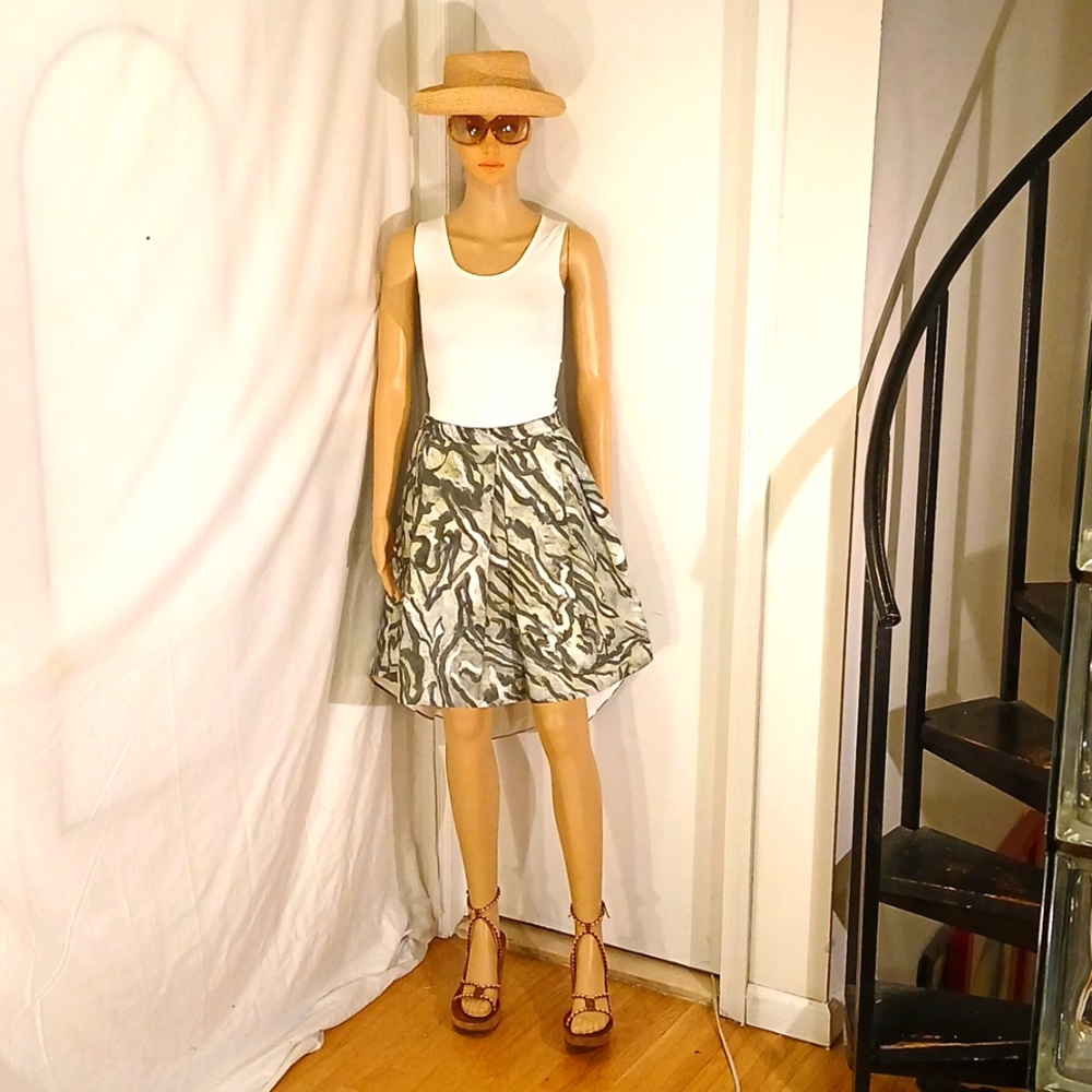 🔥 NWOT Bosha. B Green & White Camo High/Low Pleated Skirt.